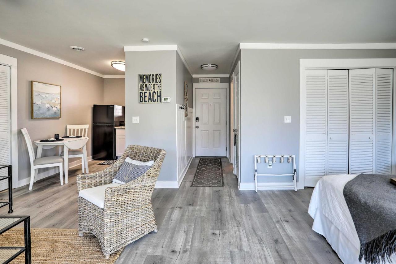 Updated Studio 1-Block Walk To Surfside Beach! Мертл-Біч Екстер'єр фото