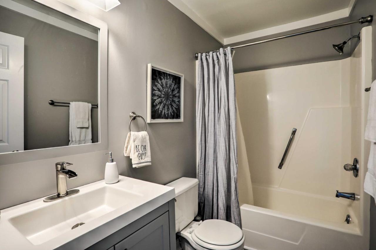 Updated Studio 1-Block Walk To Surfside Beach! Мертл-Біч Екстер'єр фото